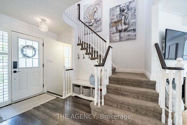 71 Tunney Pl, House other with 3 bedrooms, 4 bathrooms and 2 parking in Whitby ON | Image 4