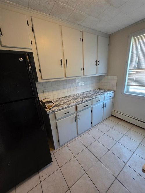 2-180 Albion St, Fall River, MA, 02723-2234 | Card Image
