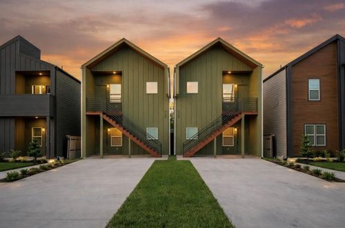 9744 Garcroft A-B Street, Houston, TX, 77029 | Card Image