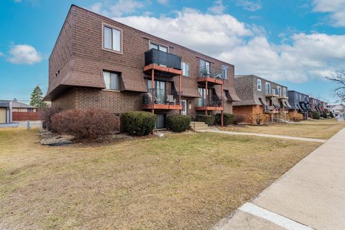 apt-6-1115 Elizabeth Ct, Crest Hill, IL, 60403-3035 | Card Image