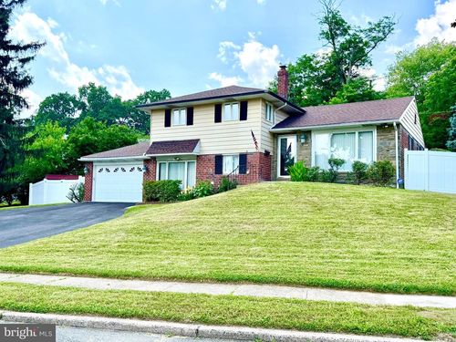 7 Cornell Cir, BROOMALL, PA, 19008-2907 | Card Image