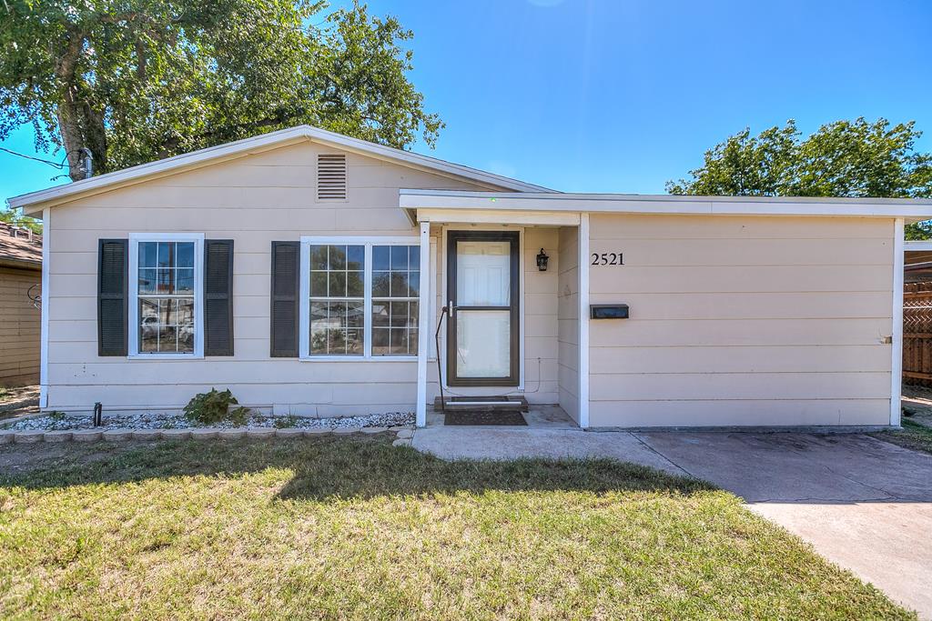 North St, San Angelo, TX 76901