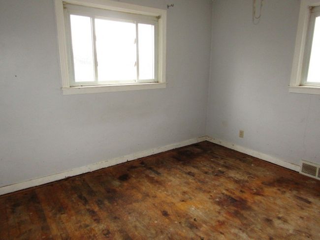 302 Euclid Ave, House other with 3 bedrooms, 2 bathrooms and 1 parking in Glassport PA | Image 19