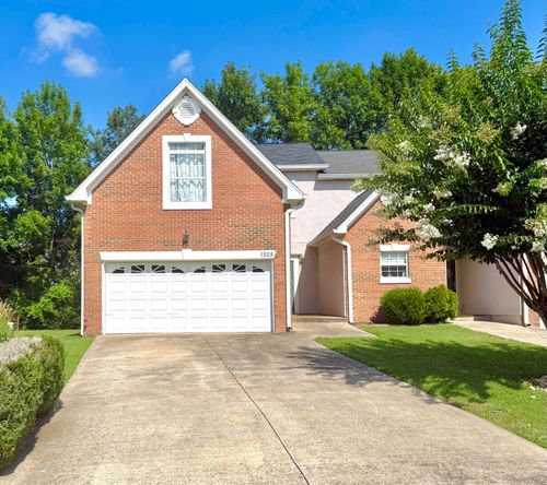 1925 Rosebrook Dr, Chattanooga, TN, 37421-7120 | Card Image