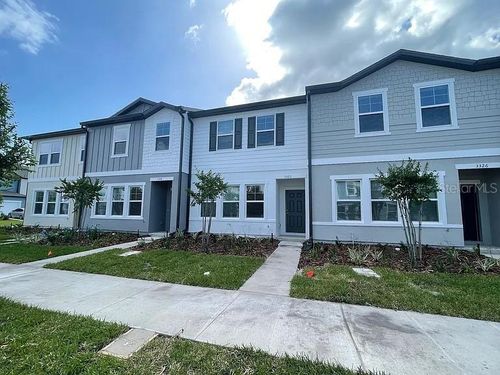3238 Azolla St, ORLANDO, FL, 32808-3902 | Card Image