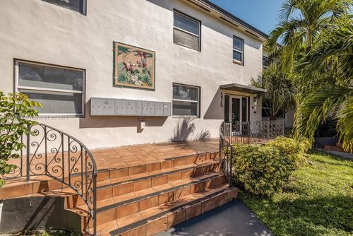 apt-11-575 Ne 82nd St, Miami, FL, 33138-4020 | Card Image