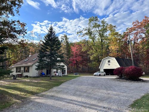 7727 Bald Hill Rd, Grayling, MI, 49738-8356 | Card Image