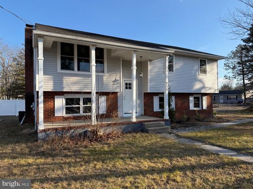 211 Shoshoni Trl, BROWNS MILLS, NJ, 08015-6133 | Card Image