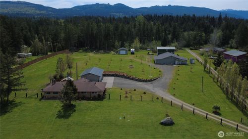 273702 Highway 101, Sequim, WA, 98382-9655 | Card Image