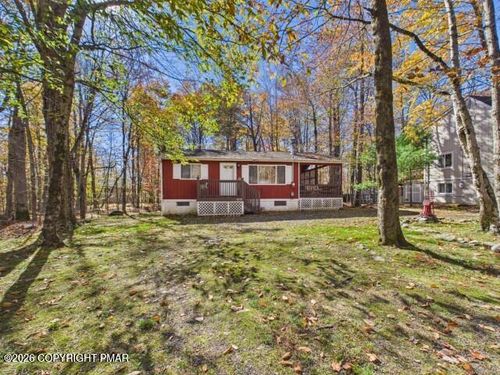 6178 Chickasa Dr, Pocono Lake, PA, 18347-7992 | Card Image