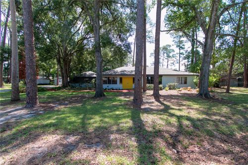 119 W Crystal Dr, SANFORD, FL, 32773-4701 | Card Image