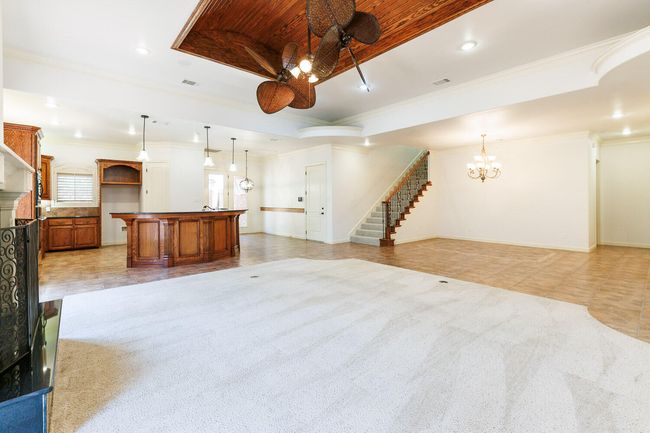 10003 Savannah Ave, House other with 4 bedrooms, 5 bathrooms and null parking in Lubbock TX | Image 6