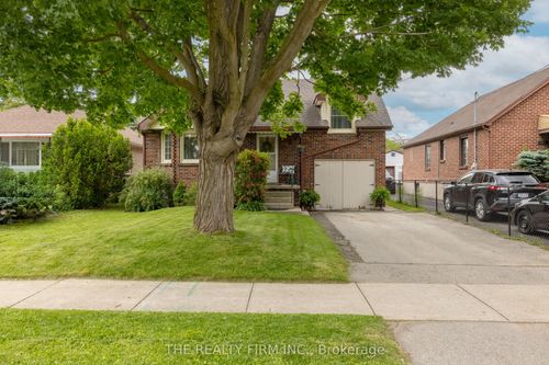 384 Spruce St, London, ON, N5W4N7 | Card Image