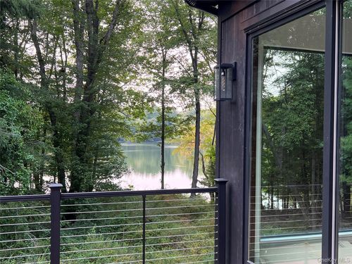 182 Mills Rd, North Salem, NY, 10560-2306 | Card Image