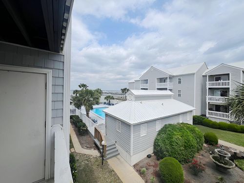 apt-205-1330 Miracle Strip Pkwy Se, Fort Walton Beach, FL, 32548-6242 | Card Image