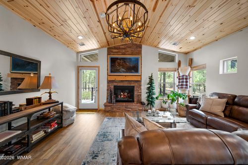 3050 W Black Oak Loop, Show Low, AZ, 85901-7580 | Card Image