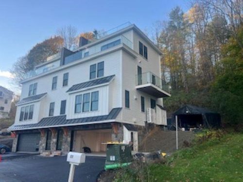 3-27 Slayton Ter, Woodstock, VT, 05091-1323 | Card Image