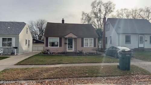 24705 Calvin St, Dearborn, MI, 48124-4417 | Card Image