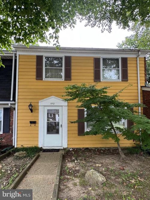 1712 Farmington Ct, CROFTON, MD, 21114-2307 | Card Image