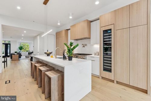 2507 I St Nw, WASHINGTON, DC, 20037-2211 | Card Image