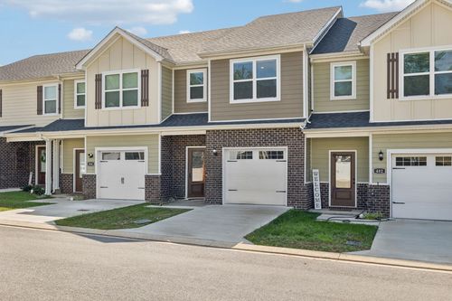 404 Masters Way, Dickson, TN, 37055-2114 | Card Image