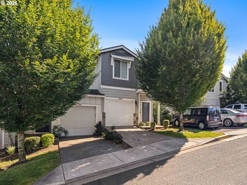 15690 Se Vivian Way, Happy Valley, OR, 97086-4414 | Card Image