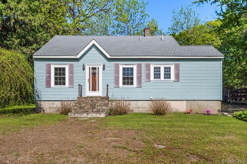 189 Lakeside Rd, Newburgh, NY, 12550-5711 | Card Image