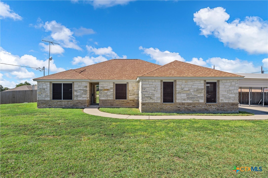 Shirley Loop, Belton, TX 76513
