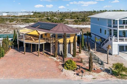 118 Canal Pkwy, Mexico Beach, FL, 32456-0266 | Card Image