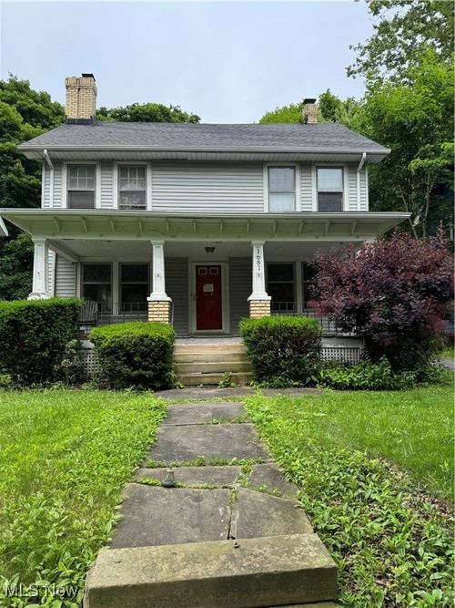 1681 Cumberland Rd, Cleveland Heights, OH, 44118-1718 | Card Image