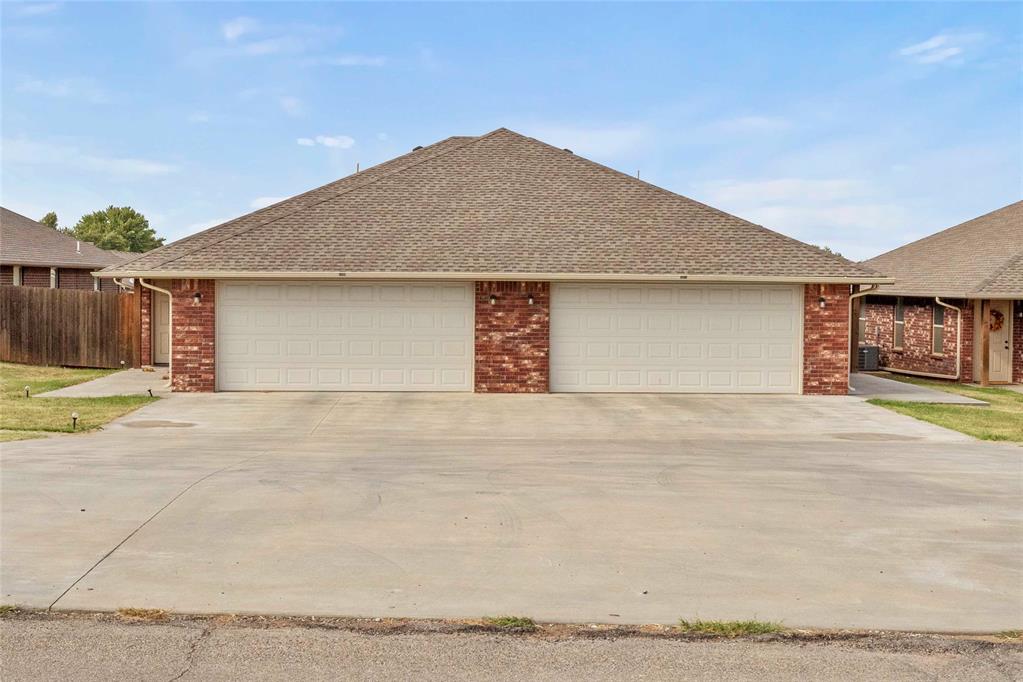 Lawter Rd, Weatherford, OK 73096