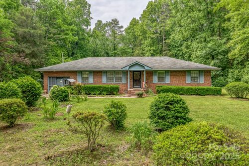 4008 David Cox Rd, Charlotte, NC, 28269-8961 | Card Image