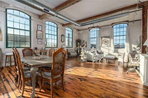 301-28 Bayley St, Pawtucket, RI, 02860-2982 | Card Image