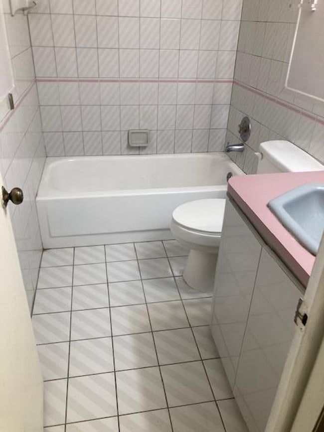 APT-401 - 2820 Tennis Club Dr, Condo with 3 bedrooms, 2 bathrooms and null parking in West Palm Beach FL | Image 11