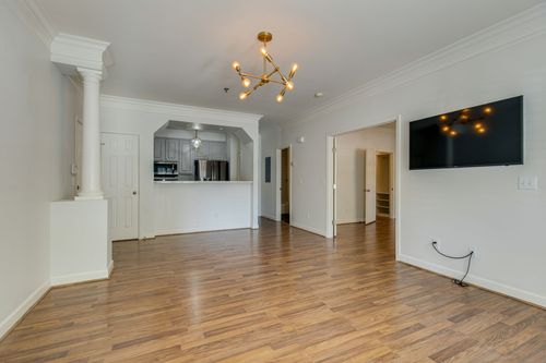 102-2304 Elliott Ave, Nashville, TN, 37204-2177 | Card Image