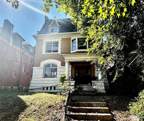 5174 Cabanne Ave, Saint Louis, MO, 63113-1611 | Card Image