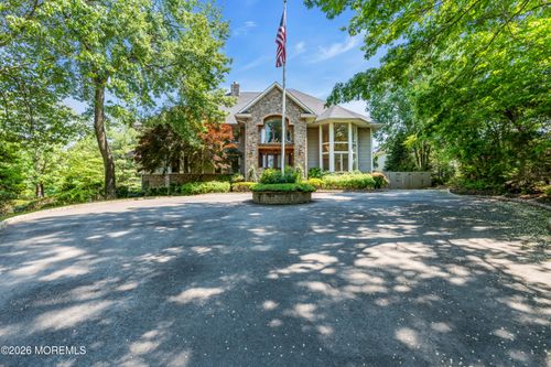 672 Winding River Rd, Brick, NJ, 08724-5101 | Card Image