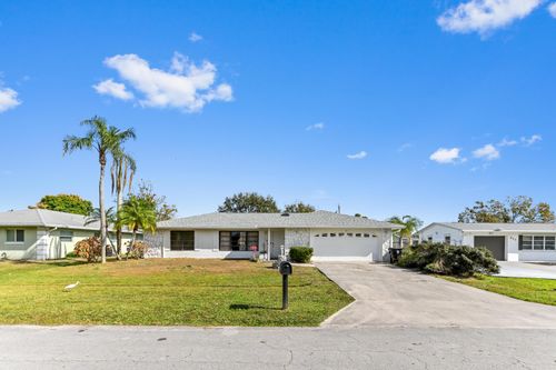 571 Se Anchor Ln, Port St. Lucie, FL, 34983-2201 | Card Image