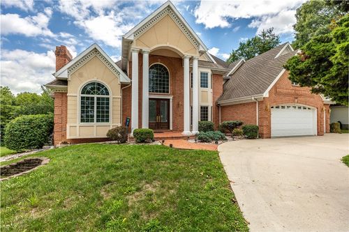 701 Bent Tree Dr, Effingham, IL, 62401-3159 | Card Image