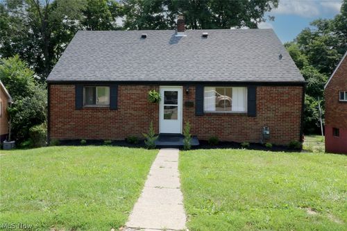 414 Dresden Ave, Steubenville, OH, 43952-3240 | Card Image