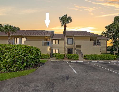 202-5132 Se Club Way, Stuart, FL, 34997-8703 | Card Image