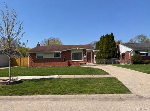 231 Van Sull St, Westland, MI, 48185-3605 | Card Image