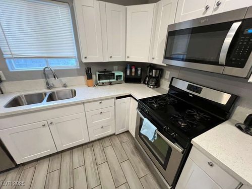 3421 Mournful Call Ct, North Las Vegas, NV, 89031-0525 | Card Image