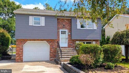 54 Fawn Ave, NEW OXFORD, PA, 17350-9779 | Card Image