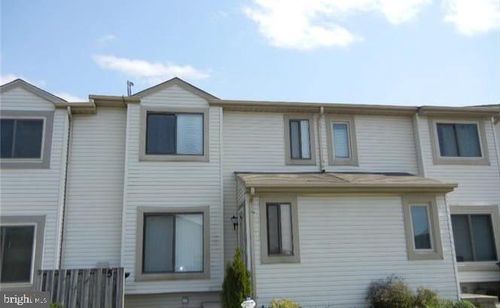 5 Liborio Ln, NEW CASTLE, DE, 19720-4653 | Card Image