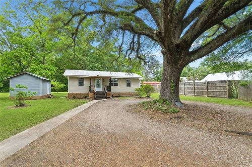 20485 Bud James Ln, Ponchatoula, LA, 70454-5278 | Card Image