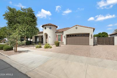 22162 E Creekside Drive, House other with 4 bedrooms, 3 bathrooms and null parking in Queen Creek AZ | Image 3