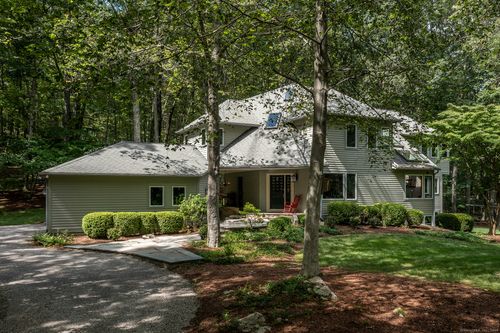 20 Mine Hill Rd E, Bridgewater, CT, 06752-1106 | Card Image