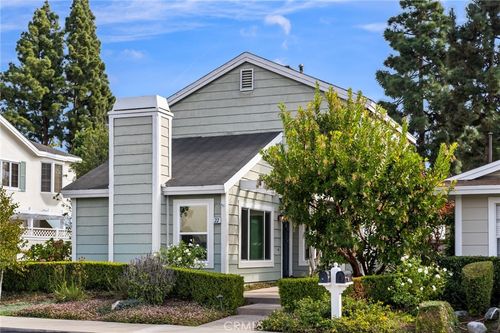 22 Silkleaf, Irvine, CA, 92614-5404 | Card Image