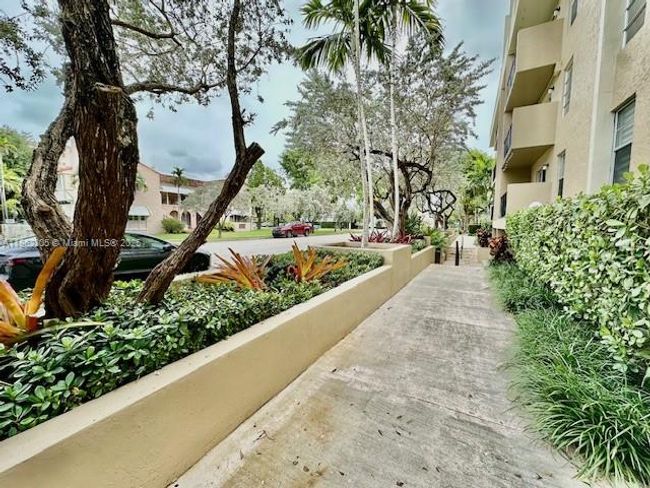 APT-207 - 110 Salamanca Ave, Condo with 2 bedrooms, 2 bathrooms and null parking in Coral Gables FL | Image 34